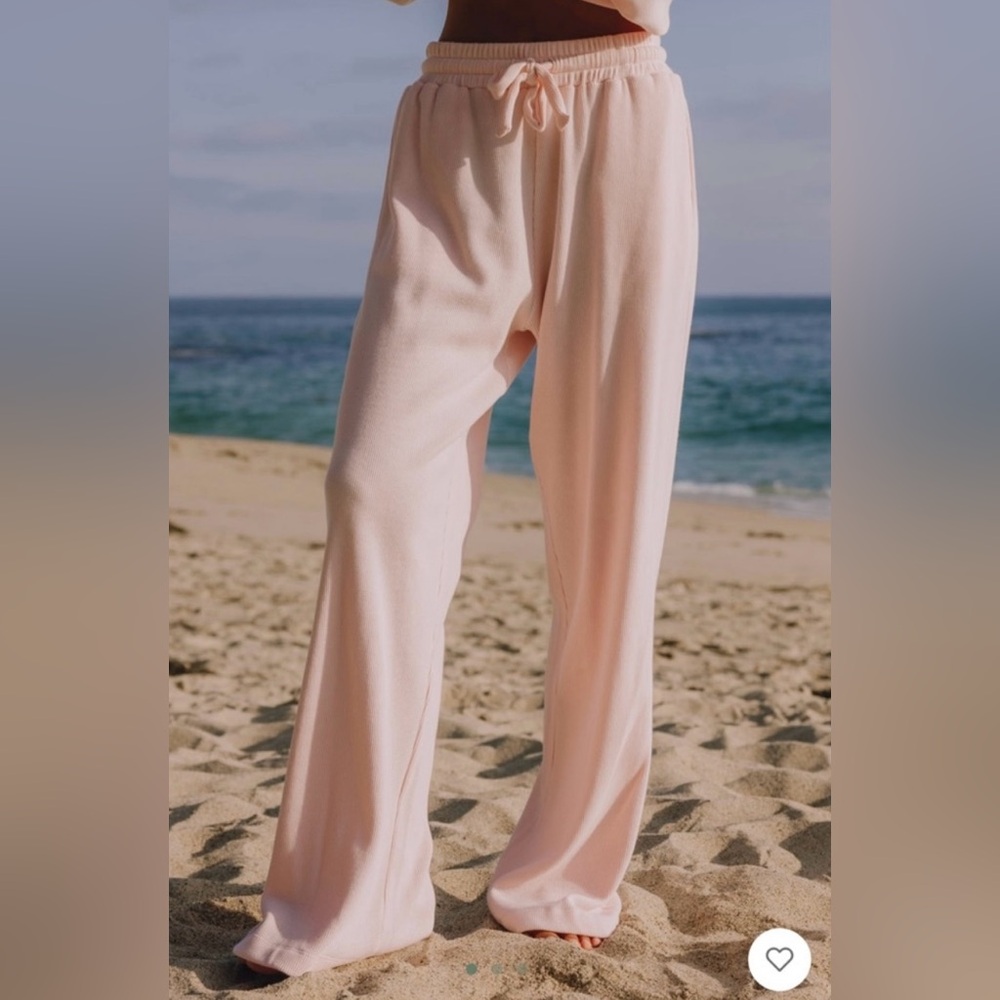 BNWT Daily Drills Cupid Pink Thermal Pants - M/L